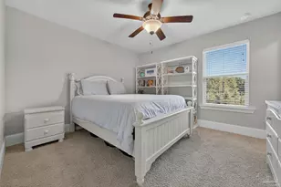 1346 Lombardy Dr, Gulf Breeze, FL 32563 - Photo 38