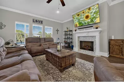 1346 Lombardy Dr, Gulf Breeze, FL 32563 - Photo 14