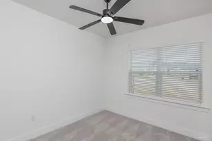 874 Windhill Dr, Cantonment, FL 32533 - Photo 18