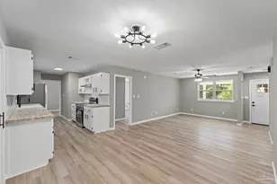 6494 Kennington Cir, Milton, FL 32570 - Photo 10