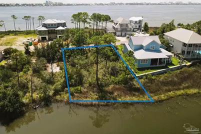 16326 Tarpon Dr, Pensacola, FL 32507 - Photo 4