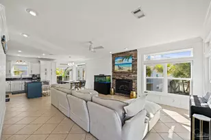 22 Seashore Dr, Pensacola Beach, FL 32561 - Photo 8