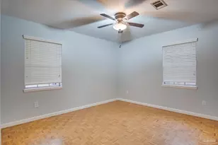 1400 N D St, Pensacola, FL 32501 - Photo 18