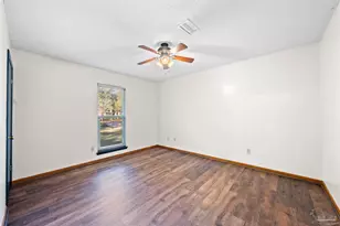 10205 N Loop Rd, Pensacola, FL 32507 - Photo 12