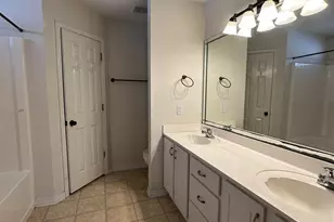 8096 Castle Pointe Way, Pensacola, FL 32506 - Photo 10