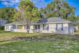 405 Poinciana Dr, Gulf Breeze, FL 32561 - Photo 1