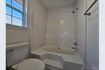 28 Easton St, Cantonment, FL 32533 - Photo 10