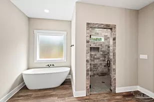 6576 Liberty St, Navarre, FL 32566 - Photo 20