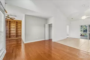 2500 Crescent Pl, Navarre, FL 32566 - Photo 6