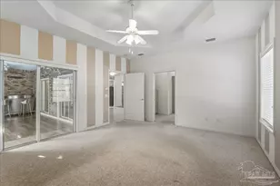 2500 Crescent Pl, Navarre, FL 32566 - Photo 20