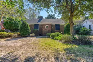 1809 E Maxwell St, Pensacola, FL 32503 - Photo 2