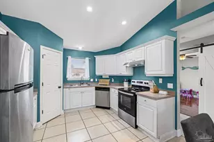 817 Binnacle Pl, Pensacola, FL 32507 - Photo 8