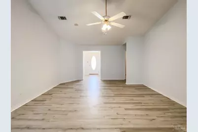 5917 N Bay Point Dr, Pensacola, FL 32507 - Photo 6