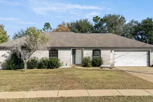 2240 Prytania Cir, Navarre, FL 32566 - Photo 2