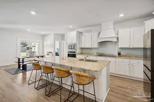 5540 Blake Ln, Pace, FL 32571 - Photo 2