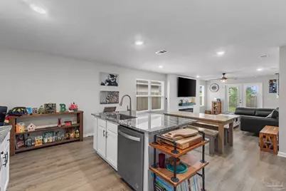 5304 Peach Dr, Pace, FL 32571 - Photo 12