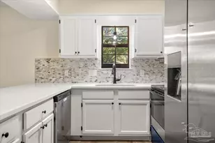 2028 Americus Ave, Pensacola, FL 32507 - Photo 6