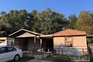 5449 Wales Ave, Pensacola, FL 32526 - Photo 2