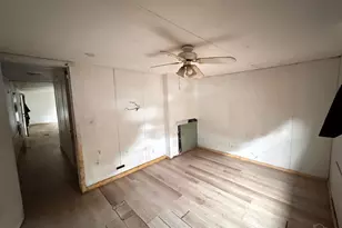 5449 Wales Ave, Pensacola, FL 32526 - Photo 6