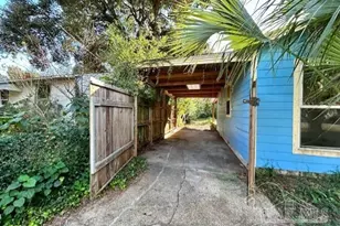 215 Hermey Ave, Pensacola, FL 32507 - Photo 4