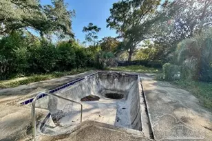 215 Hermey Ave, Pensacola, FL 32507 - Photo 16