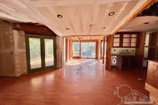 215 Hermey Ave, Pensacola, FL 32507 - Photo 8