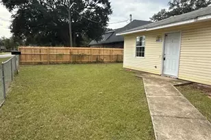 3426 1/2 Luke St, Pensacola, FL 32505 - Photo 2