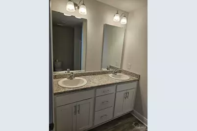 1403 Maritime Dr, Pensacola, FL 32507 - Photo 8