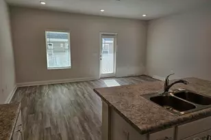 1403 Maritime Dr, Pensacola, FL 32507 - Photo 4