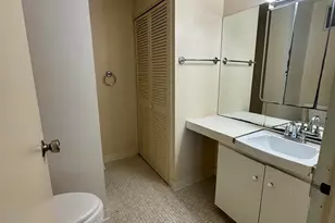 825 Bayshore Dr, Pensacola, FL 32507 - Photo 8