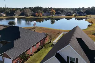 5642 Dunbar Cir, Milton, FL 32583 - Photo 2