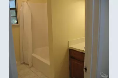 5720 Meadow Rd, Milton, FL 32583 - Photo 14