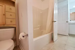 2527 Trailwood Dr, Cantonment, FL 32533 - Photo 8