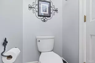 605 Chesapeake Dr, Gulf Breeze, FL 32561 - Photo 22