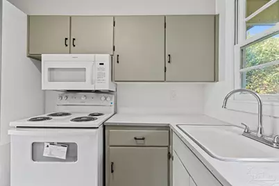 118 Alice St, Pensacola, FL 32505 - Photo 16