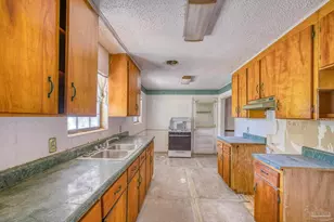 725 Gentian Dr, Pensacola, FL 32503 - Photo 30