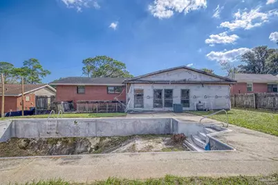 725 Gentian Dr, Pensacola, FL 32503 - Photo 12