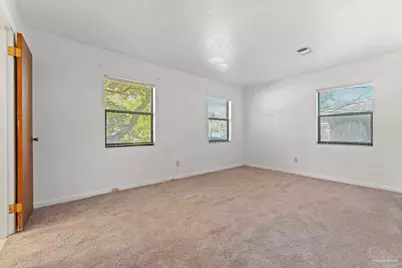 16 Linda St, Pensacola, FL 32506 - Photo 28