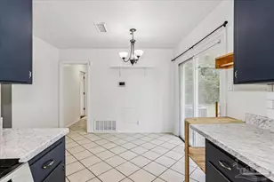 918 Montclair Rd, Pensacola, FL 32505 - Photo 14