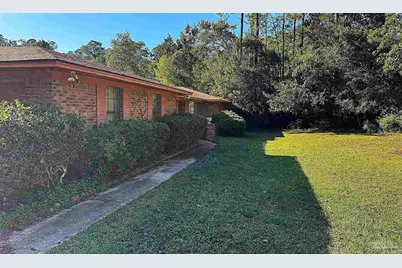 210 Man O War Cir, Cantonment, FL 32533 - Photo 2