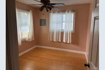 3324 Bonfire Dr, Milton, FL 32583 - Photo 6