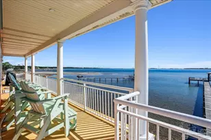 1894 Biscayne Cir Dr, Navarre, FL 32566 - Photo 16