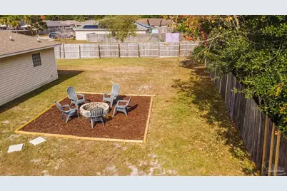 2110 Catline Cir, Navarre, FL 32566 - Photo 40