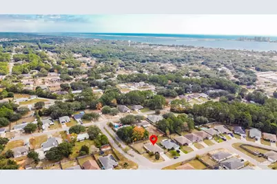 2110 Catline Cir, Navarre, FL 32566 - Photo 4