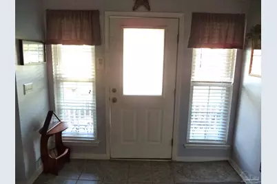 2716 Southern Oaks Dr, Cantonment, FL 32533 - Photo 2