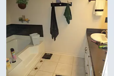 2716 Southern Oaks Dr, Cantonment, FL 32533 - Photo 16