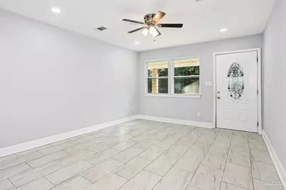 212 Shadowlawn Ln, Pensacola, FL 32507 - Photo 8