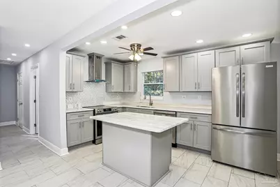 212 Shadowlawn Ln, Pensacola, FL 32507 - Photo 4