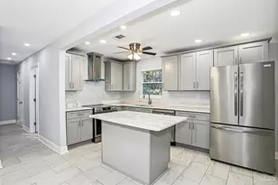 212 Shadow Lawn Ln, Pensacola, FL 32507 - Photo 4