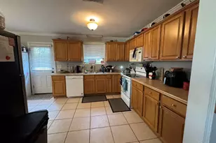 1115 Dunmire St, Pensacola, FL 32504 - Photo 10